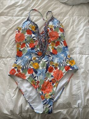 Cupshe Floral One-Piece Swimsuit - Multicolor NWT!